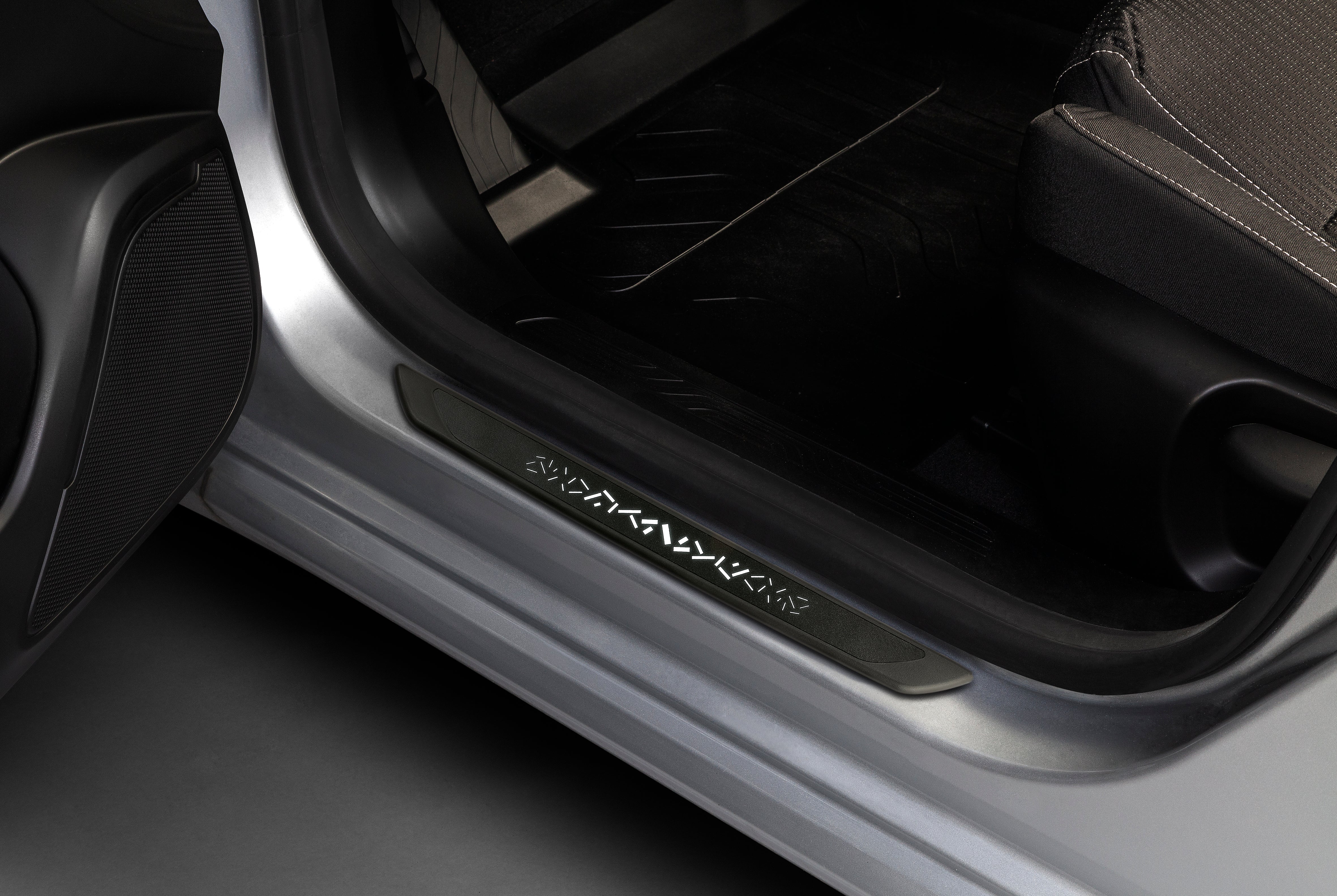 Seuil de porte éclairé